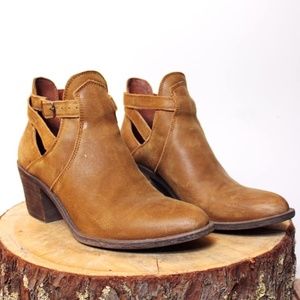 Lucky Brand Leather Booties / Boots